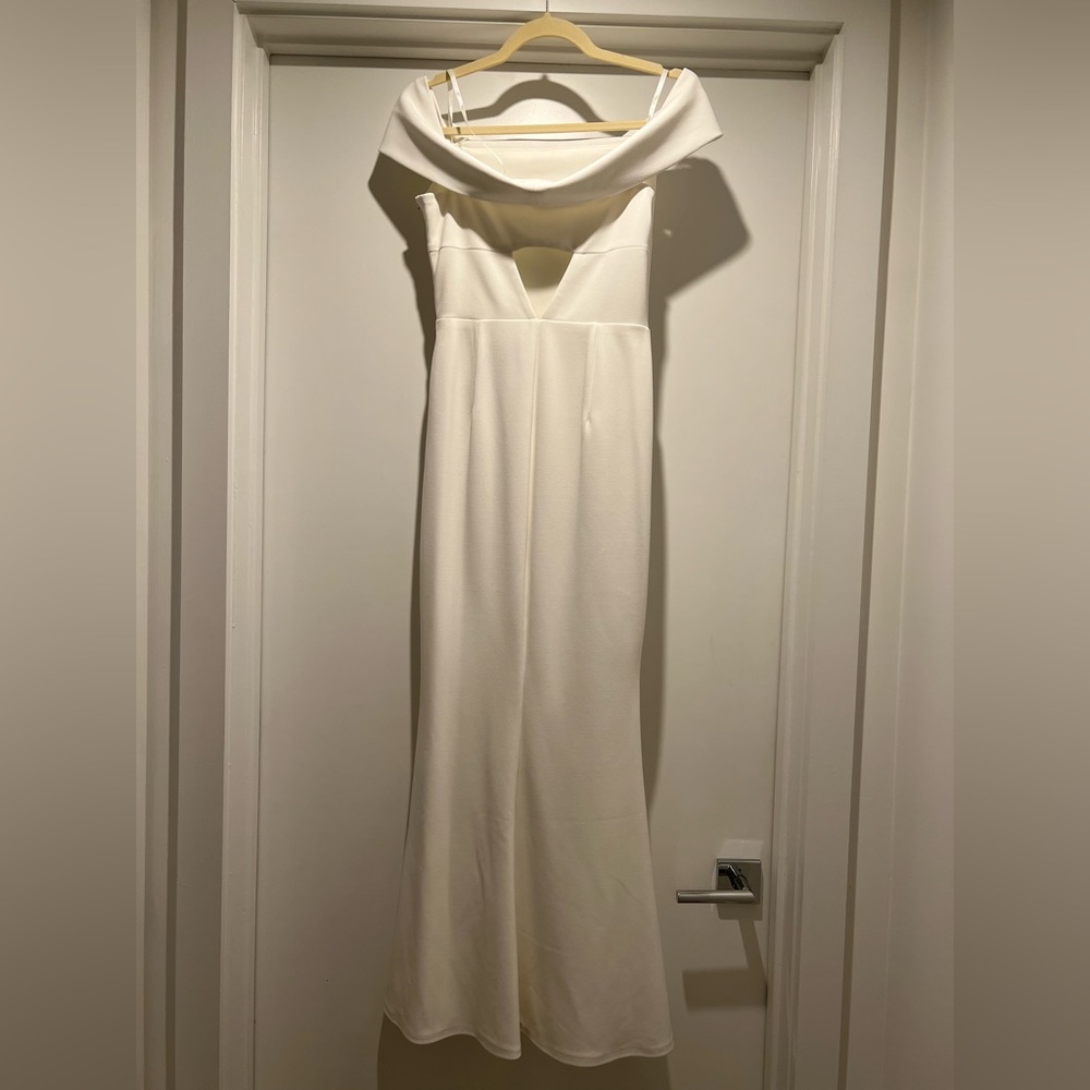 Katie May Legacy Gown in Ivory - Picture 4 of 4